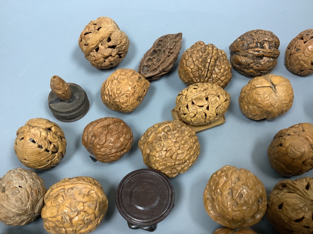 Various Chinese carved walnut shells